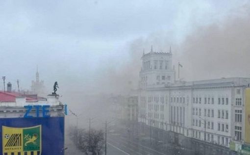 Харьков: ракета попала в здание городского совета