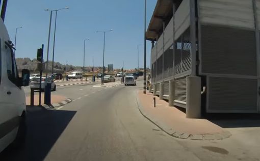 Предотвращена попытка наезда автомобилем на военных