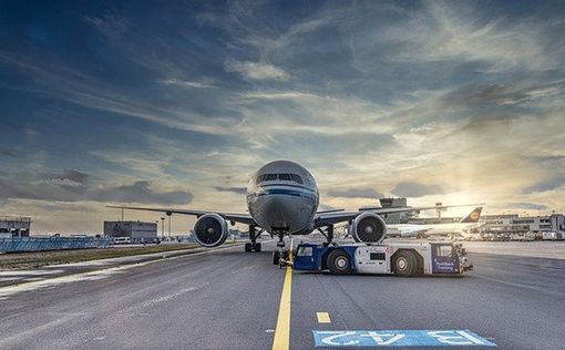 Boeing 787 компании El Al совершил аварийную посадку из-за неисправности