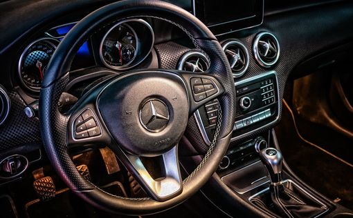 Mercedes