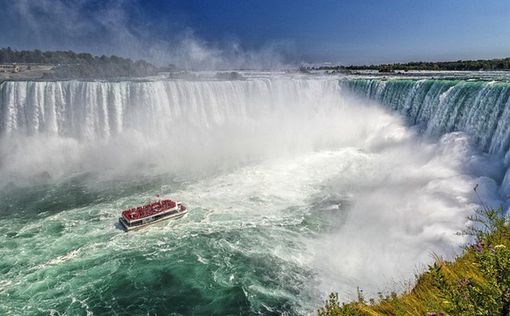 Беременная еврейка чудом выжила, упав со скалы на Ниагарском водопаде