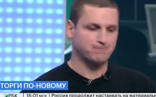 Российский трейдер в прямом эфире выпил за упокой фондового рынка
