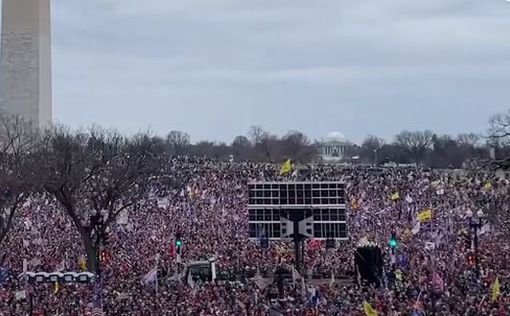 Пенс: слова Трампа "подвергли опасности" американцев перед бунтом в Капитолии