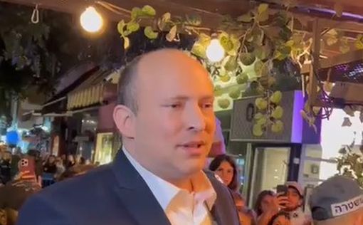 Беннет на месте теракта в Тель-Авиве: "Мы не дадим им победить нас"