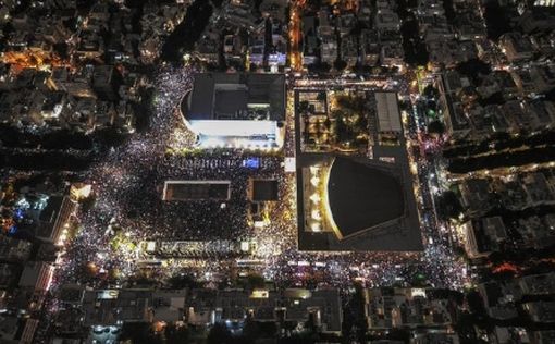 Писавший о 100 000 у Габима - год назад объяснял, что там нет места для 17 тысяч