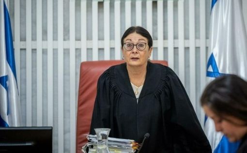 Подана петиция об отстранении Хайют от слушаний по спорному закону