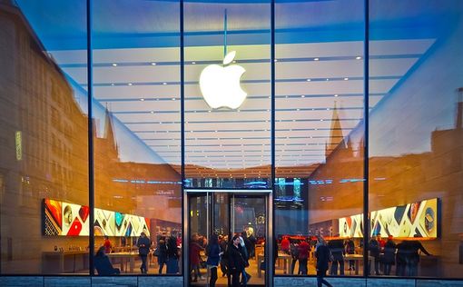 Apple и Nike прекратили продажи в России