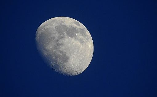 На Луне найдены огромные запасы воды