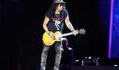 Три часа в Тель-Авиве: концерт легендарных Guns N' Roses - фоторепортаж | Фото 19