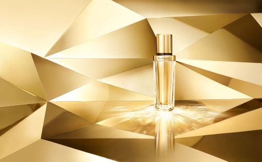 Кожа сияет, как бриллиант: новые крема и серум линии Re-Nutriv от Estee Lauder