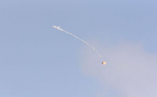 Беэр-Шева: Горящий шар нашли на крыше дома