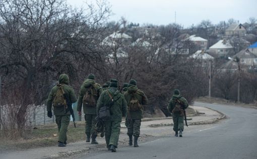 Россияне окапываются на юге оккупированного Крыма: фото