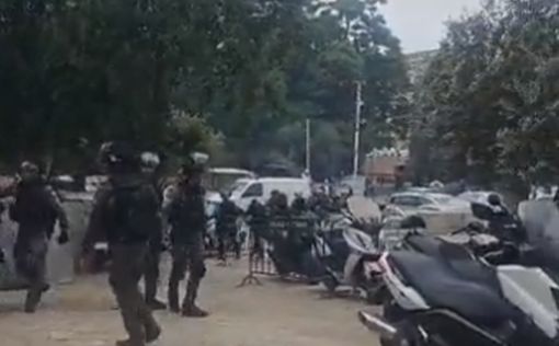Столкновения в Старом Городе: применены средства для разгона беспорядков