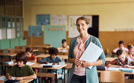100 учителей иврита для репатриантов подали заявления об увольнении