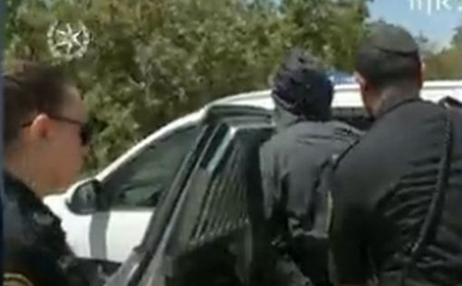 Террористы в Эльад пытались захватить машину