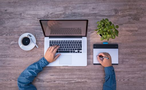 Фейковая работа за деньги: почему китайцы имитируют офисную жизнь