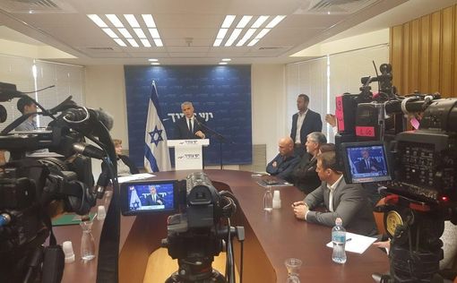 Лапид выступил в поддержку закона о призыве