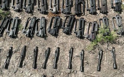 Пресечена попытка контрабанды крупной партии оружия