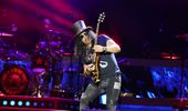 Три часа в Тель-Авиве: концерт легендарных Guns N' Roses - фоторепортаж | Фото 17
