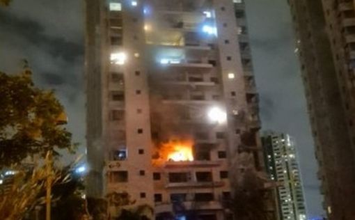 Три человека блокированы в здании после ракетного обстрела в Хайфе