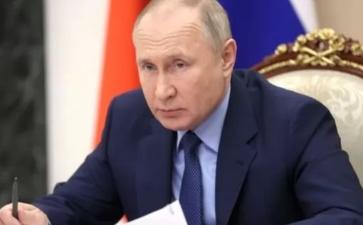 Разведка США: Путину нужна "хоть какая-то победа" до 9 мая