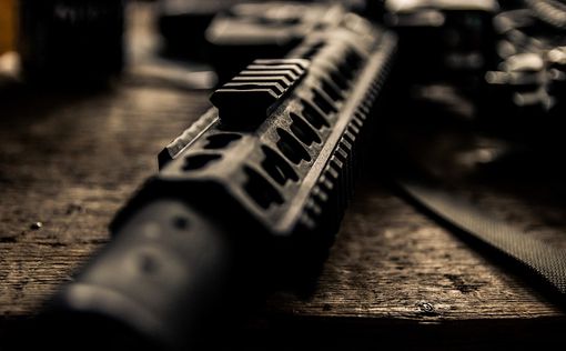 17 человек из Иерусалима, Лод и ПА обвиняются в торговле оружием