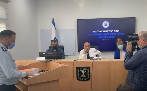 "Девушек срочной службы отправляли в камеры к террористам"