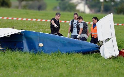 В небе над Швейцарией столкнулись два самолета