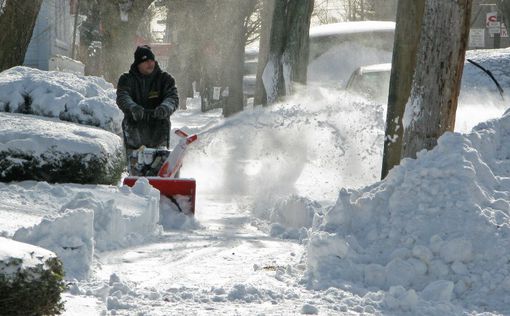 Снежная буря в США унесла жизни 16 человек