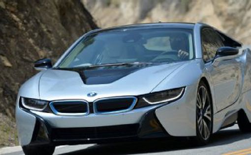 BMW представляет первый гибридный спорткар