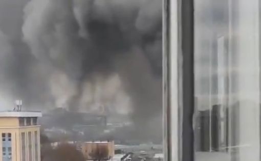 В Москве горит промзона