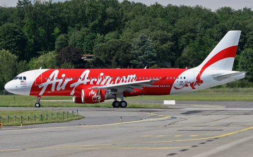 Водолазы обнаружили "черный ящик" лайнера AirAsia