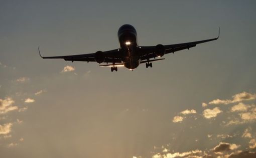 На месте крушения самолета в Пакистане нашли 21 тело
