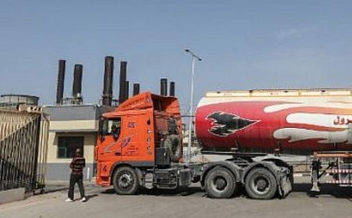 Израиль согласен пропускать в Газу по два бензовоза в день
