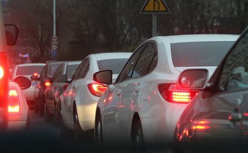 Авария на шоссе 1: образовались большие пробки