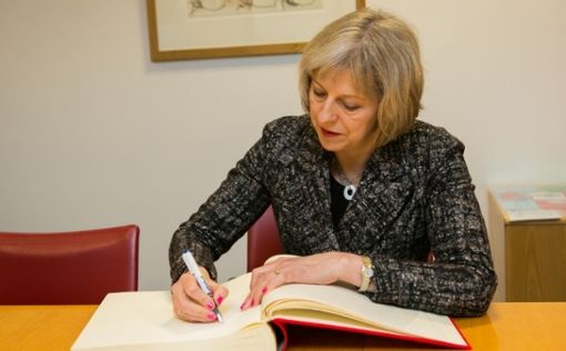 Тереза Мэй назвала сроки соглашения с ЕС по Brexit