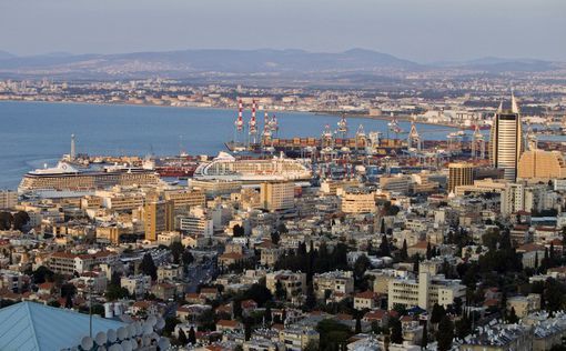 Два пляжа в Хайфе закрыты для купания