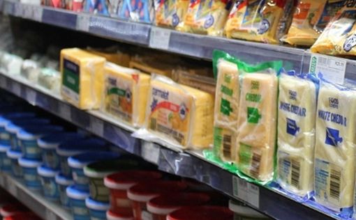 Служба тыла приказала торговым сетям создать большие запасы продуктов