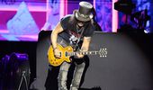 Три часа в Тель-Авиве: концерт легендарных Guns N' Roses - фоторепортаж | Фото 28