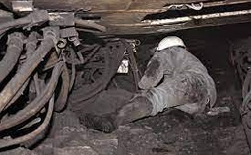 ЧП в Кузбассе: шахтеры оказались в ловушке под землей