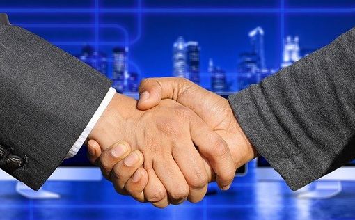 Профсоюз учителей возобновит переговоры с Минфином