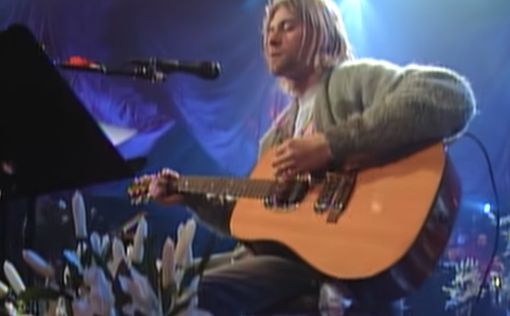 Искусственный интеллект написал новую песню Nirvana