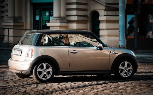 BMW откложила серийный выпуск электрического Mini из-за неопределенностей