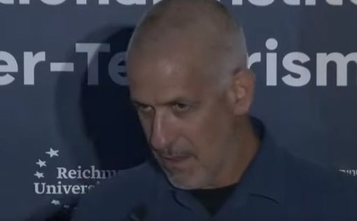 Правительство отменило увольнение Ронена Бара