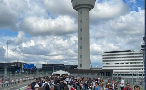 Не летайте в Европу! Очередь в терминал растянулась на полтора километра