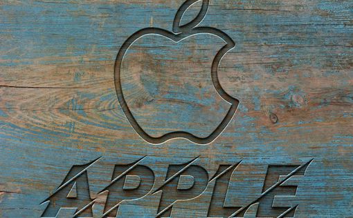 Главу Apple вызвали в суд из-за "сговора правительства с крупными IT-компаниями"