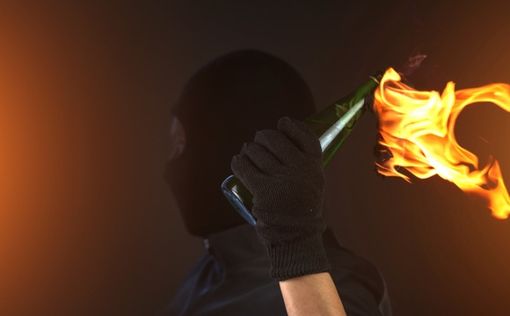 Ранен палестинский подросток, бросивший зажигательную бомбу в пост ЦАХАЛа