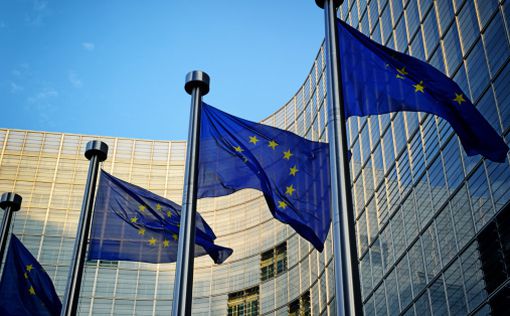 ЕС ввел санкции против 10 представителей сирийской власти