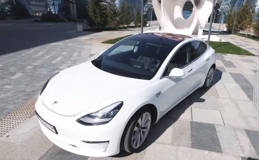 Автопилот Tesla научился распознавать дорожные конусы