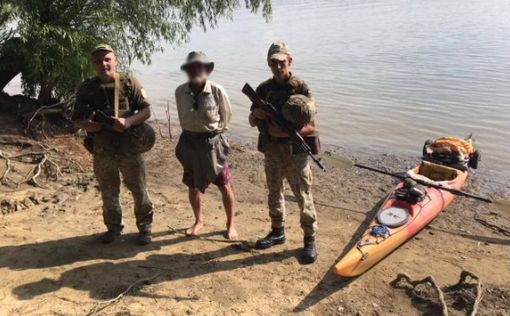 Американский турист совершенно случайно заплыл в Украину на каяке | Фото: t.me/mvs_ukraine